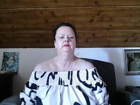 TiffanyMature online show from 07/21/26, 03:03