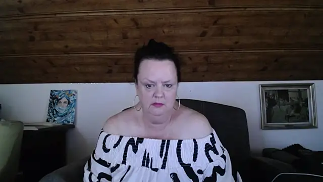 TiffanyMature online show from 07/28/26, 03:21