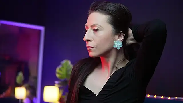 RubyRosa online show from 04/28/26, 10:04