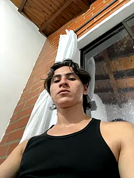 Snapshot of AlexanderHall chatting on 10/10/25, 01:26 AlexanderHall online show from 10/10/25, 01:26