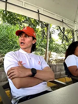 Snapshot of AlexanderHall chatting on 11/10/25, 07:13 AlexanderHall online show from 11/10/25, 07:13