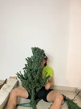 Snapshot of AlexanderHall chatting on 11/21/25, 12:32 AlexanderHall online show from 11/21/25, 12:32