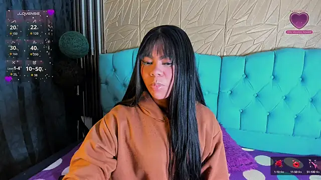 Snapshot of Luna_Colinns chatting on 09/14/25, 01:54 Luna Colinns online show from 09/14/25, 01:54