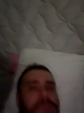 Snapshot of Oksiandfray chatting on 10/31/25, 03:24 Oksiandfray online show from 10/31/25, 03:24