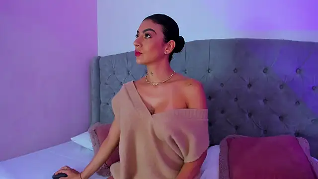 BianncaRibeiro online show from 05/20/26, 09:10