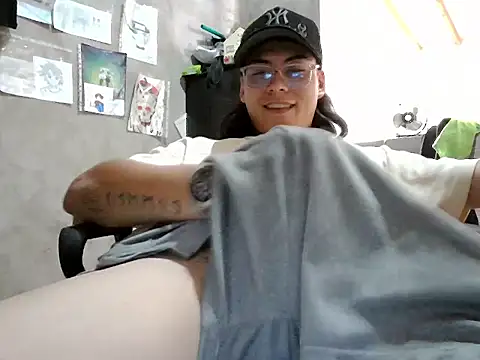 dirty model online show from 05/24/26, 04:34
