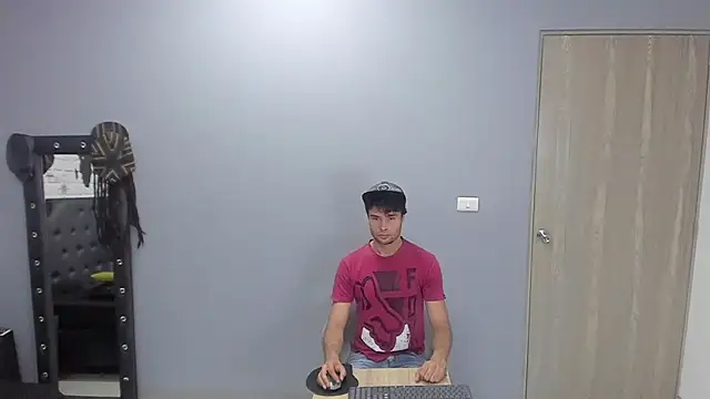 Angel schiavone online show from 09/10/25, 12:05