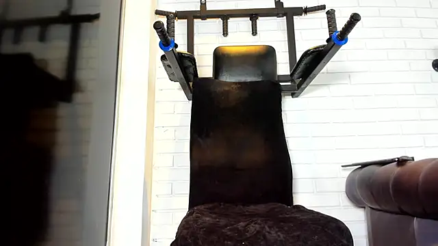 ItaloMoore online show from 09/29/25, 11:37