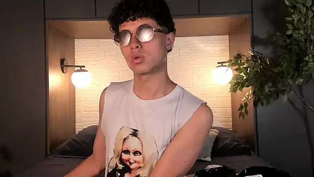 NoahDupont online show from 09/19/25, 07:47