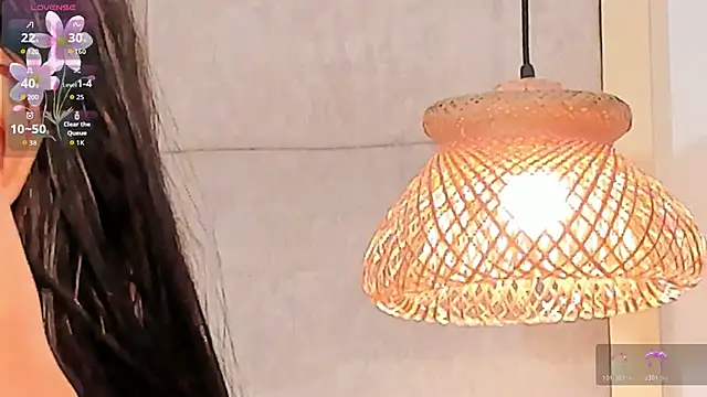 VioletHilton online show from 11/19/25, 07:25