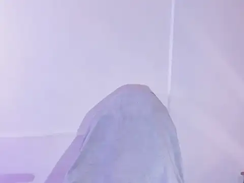 Snapshot of Amy_Kobold3 chatting on 10/07/25, 08:39 Amy Kobold3 online show from 10/07/25, 08:39