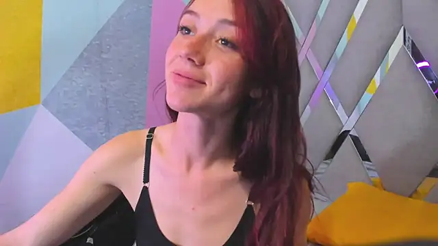 Snapshot of Amy_Kobold3 chatting on 10/15/25, 03:23 Amy Kobold3 online show from 10/15/25, 03:23