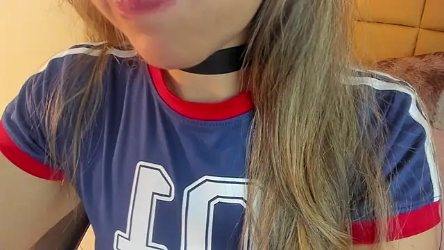 MELISSAROUGE online show from 07/28/26, 02:13