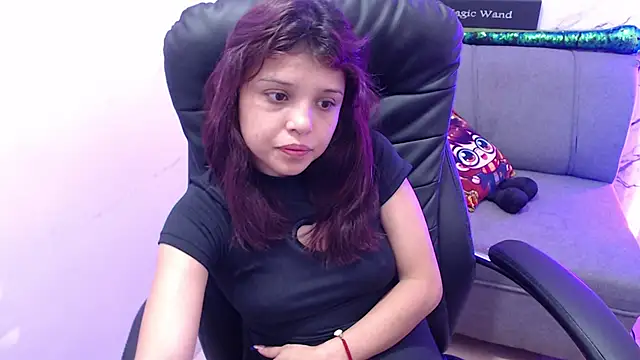 minnie cake online show from 10/11/25, 02:59