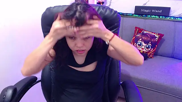 minnie cake online show from 10/24/25, 04:20