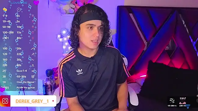 Snapshot of derek_greyy_ chatting on 10/05/25, 07:56 derek greyy online show from 10/05/25, 07:56