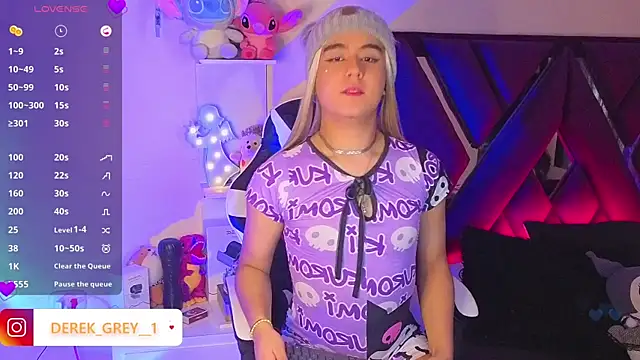 derek greyy  online show from 10/08/25, 03:53