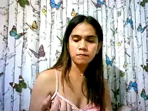 Snapshot of lexyyr17 chatting on 09/09/25, 01:49 lexyyr17 online show from 09/09/25, 01:49