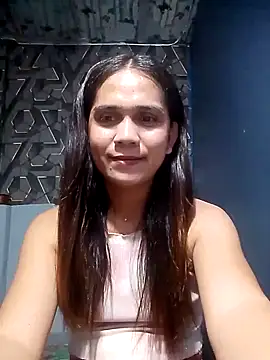 Snapshot of lexyyr17 chatting on 02/18/26, 03:57 lexyyr17 online show from 02/18/26, 03:57
