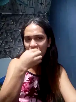 Snapshot of lexyyr17 chatting on 03/05/26, 10:28 lexyyr17 online show from 03/05/26, 10:28