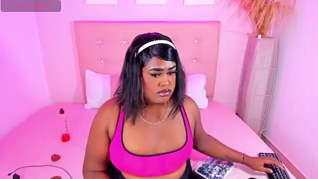  EvaRouse online show from 09/25/25, 04:00