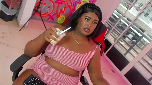  EvaRouse online show from 10/04/25, 02:48