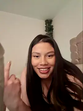 Snapshot of maria_ribeiro chatting on 01/28/25, 03:47 maria ribeiro online show from 01/28/25, 03:47