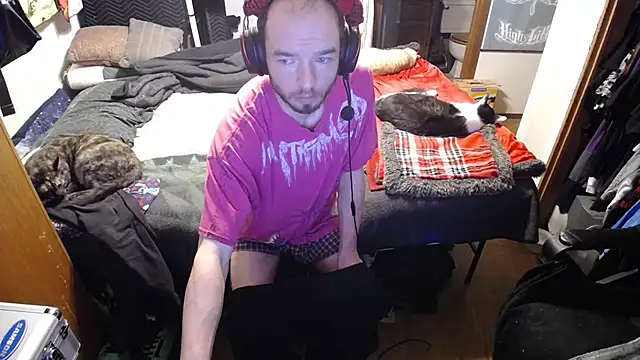 womenhateme69 online show from 11/04/25, 12:15