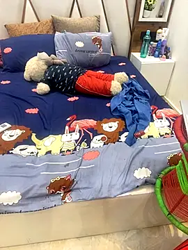 Snapshot of april_0066 chatting on 09/20/25, 01:23 april 0066 online show from 09/20/25, 01:23