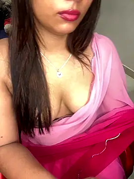 Snapshot of april_0066 chatting on 10/13/25, 09:15 april 0066 online show from 10/13/25, 09:15