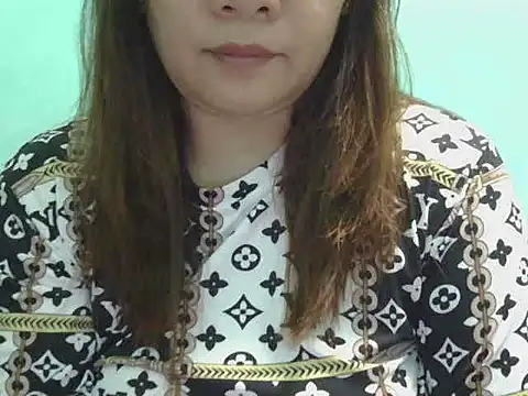 Snapshot of sexychubb101 chatting on 11/13/25, 03:27 sexychubb101 online show from 11/13/25, 03:27