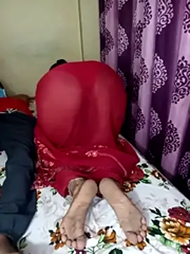 reena502 online show from 10/06/25, 05:10