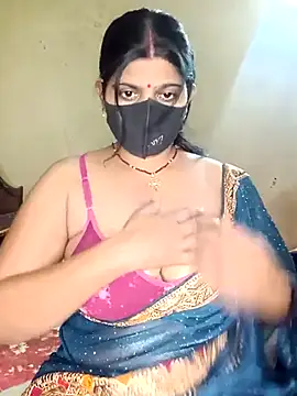 reena502 online show from 06/17/26, 04:04