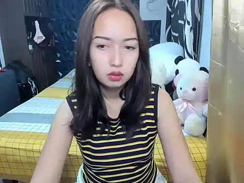 Snapshot of Soft_Angel8 chatting on 09/20/25, 10:38 Soft Angel8 online show from 09/20/25, 10:38