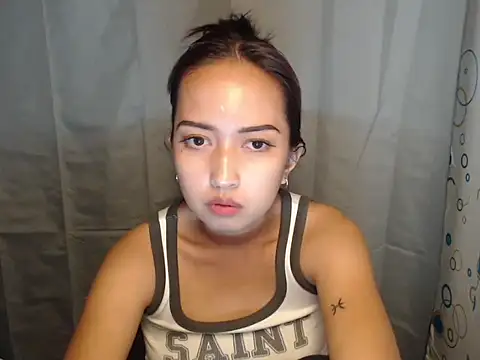 Snapshot of Soft_Angel8 chatting on 03/26/26, 04:23 Soft Angel8 online show from 03/26/26, 04:23
