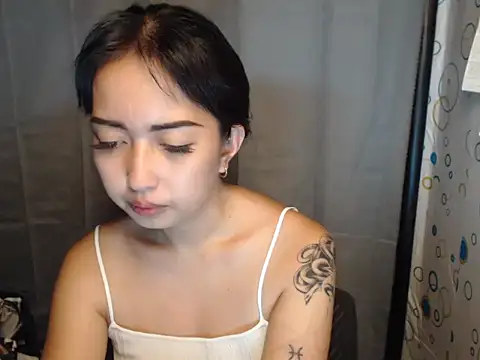 Snapshot of Soft_Angel8 chatting on 05/01/26, 05:01 Soft Angel8 online show from 05/01/26, 05:01
