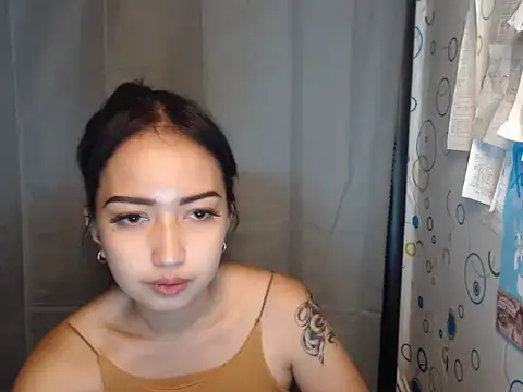 Snapshot of Soft_Angel8 chatting on 05/07/26, 04:51 Soft Angel8 online show from 05/07/26, 04:51
