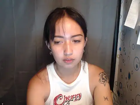 Snapshot of Soft_Angel8 chatting on 05/15/26, 02:02 Soft Angel8 online show from 05/15/26, 02:02