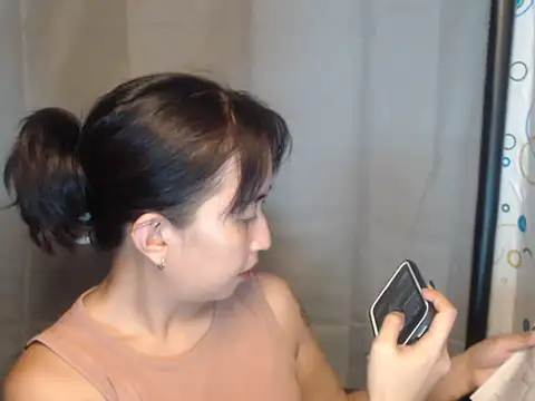 Snapshot of Soft_Angel8 chatting on 05/25/26, 03:56 Soft Angel8 online show from 05/25/26, 03:56