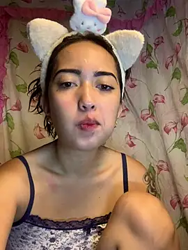 Snapshot of Soft_Angel8 chatting on 06/14/26, 06:04 Soft Angel8 online show from 06/14/26, 06:04