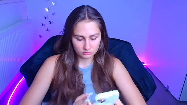 Stefanie Sweet online show from 09/23/25, 05:32