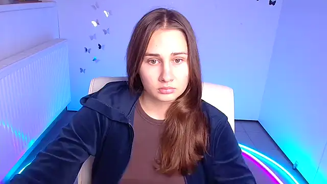 Stefanie Sweet online show from 10/13/25, 05:07