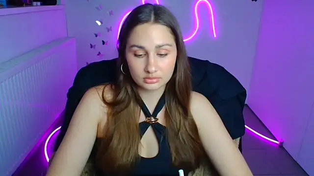Stefanie Sweet online show from 06/18/26, 11:25