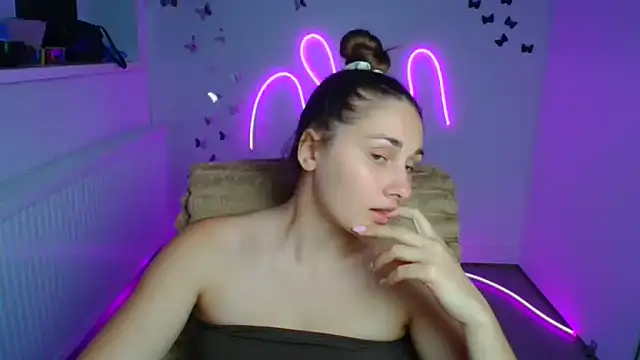 Stefanie Sweet online show from 06/26/26, 11:36