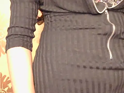 Snapshot of imaila18 chatting on 10/02/25, 04:52 imaila18 online show from 10/02/25, 04:52