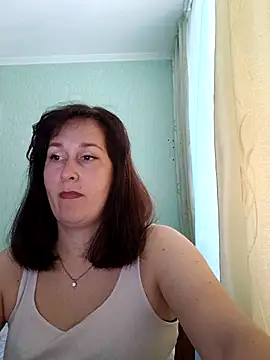 Amandda  online show from 06/17/26, 05:54