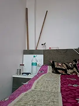 jiya00 online show from 10/15/25, 07:25