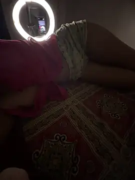 jiya00 online show from 11/11/25, 09:37