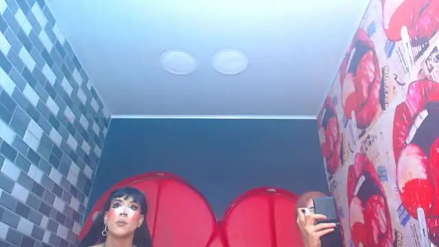 julessxcharlotte online show from 11/06/25, 02:07