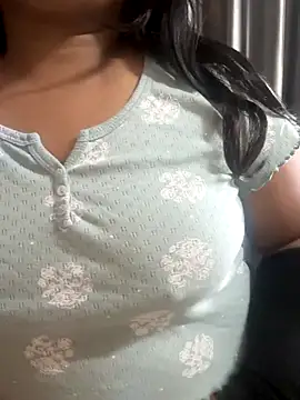 Maggi-is-back online show from 09/22/25, 02:24